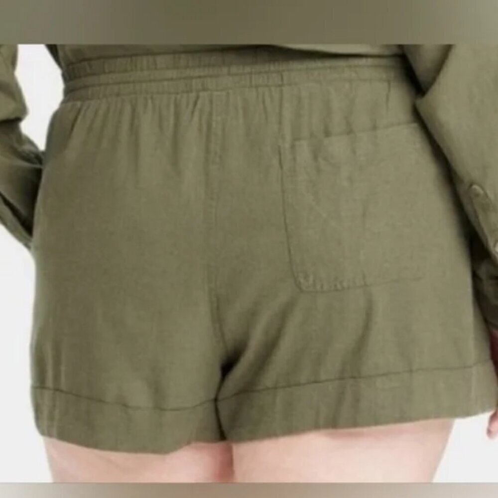 NWT Universal Thread Olive Green Linen Shorts - Picture 2 of 3